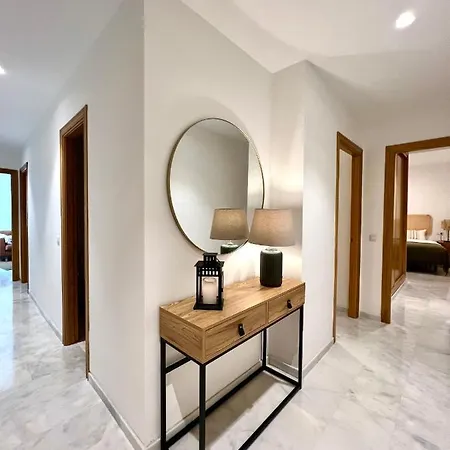 Carrera I & Old Town By Ele Apartment Malaga